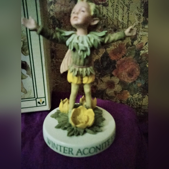 Cicely Mary Barker Winter Aconite Fairy Series IX 2001 - Picture 2 of 11